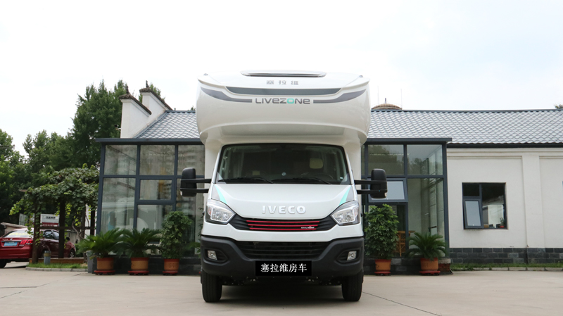 皮卡房車和依維柯房車你會選哪種？